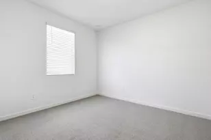 19076 N Fiano Dr, Maricopa, AZ 85138 - Photo 10