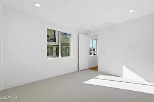 2121 W Sonoran Desert Dr, Phoenix, AZ 85085 - Photo 22