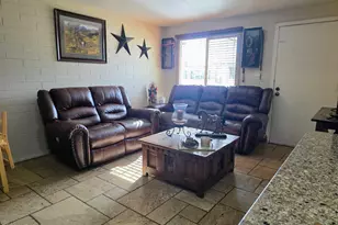 7123 W Hazelwood St, Phoenix, AZ 85033 - Photo 4