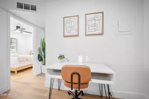 3110 N 37th St, Phoenix, AZ 85018 - Photo 12