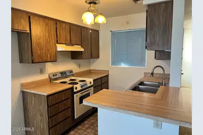 8131 N 107th Avenue N #89, Peoria, AZ 85345 - Photo 4