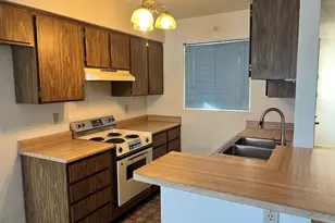 8131 N 107th Ave N, Peoria, AZ 85345 - Photo 4