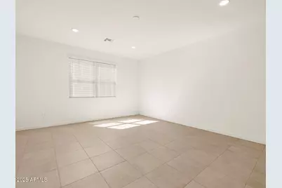 37473 W San Ildefanso Avenue, Maricopa, AZ 85138 - Photo 10