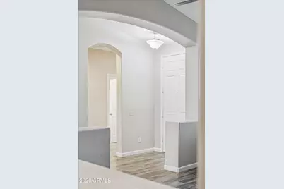 8825 W Palmaire Avenue, Glendale, AZ 85305 - Photo 8