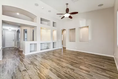 8825 W Palmaire Avenue, Glendale, AZ 85305 - Photo 12