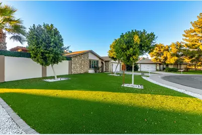 6546 W Highland Avenue, Phoenix, AZ 85033 - Photo 14