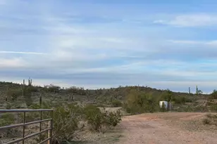 35439 W Carefree Hwy, Wickenburg, AZ 85390 - Photo 2