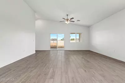 9786 W Appaloosa Trail, Casa Grande, AZ 85194 - Photo 6