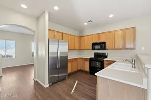 12099 N 66th Ave, Glendale, AZ 85304 - Photo 16