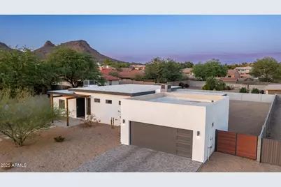 14025 N 11th Place, Phoenix, AZ 85022 - Photo 1