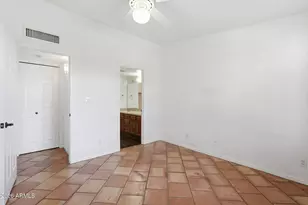 1449 E Highland Ave, Phoenix, AZ 85014 - Photo 14