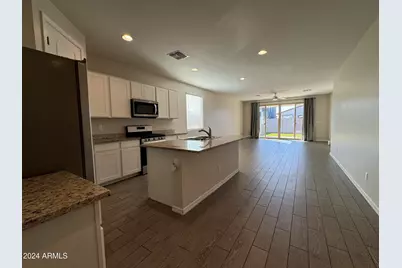 11521 E Unity Avenue, Mesa, AZ 85212 - Photo 2