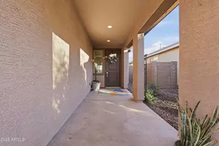 9142 W Sells Dr, Phoenix, AZ 85037 - Photo 4