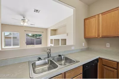 7201 W Sunderland Avenue, Phoenix, AZ 85033 - Photo 16