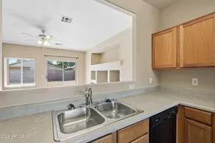 7201 W Sunderland Ave, Phoenix, AZ 85033 - Photo 16