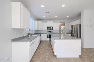 7139 W Pioneer St, Phoenix, AZ 85043 - Photo 10