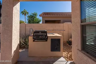 15224 W Desert Hills Dr, Surprise, AZ 85379 - Photo 36