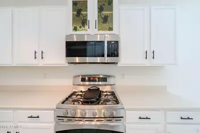 15224 W Desert Hills Drive, Surprise, AZ 85379 - Photo 12