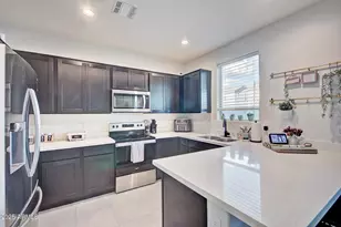 419 N 110th Dr, Avondale, AZ 85323 - Photo 2