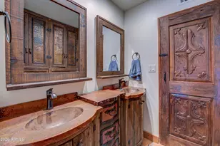 8944 E Cave Creek Road E, Carefree, AZ 85377 - Photo 36