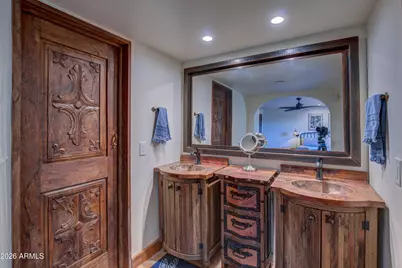 8944 E Cave Creek Road E, Carefree, AZ 85377 - Photo 30