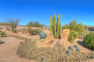 8944 E Cave Creek Road E, Carefree, AZ 85377 - Photo 42