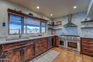 8944 E Cave Creek Road E, Carefree, AZ 85377 - Photo 18