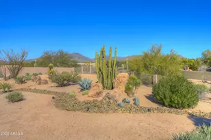8944 E Cave Creek Road E, Carefree, AZ 85377 - Photo 40