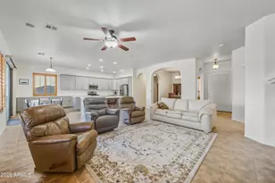 6622 S Teresa Dr, Chandler, AZ 85249 - Photo 8