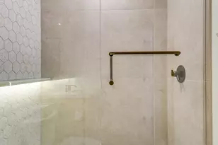 8544 E Keim Dr, Scottsdale, AZ 85250 - Photo 34