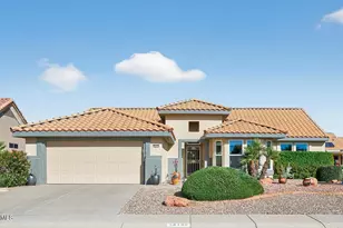 14122 W Horizon Dr, Sun City West, AZ 85375 - Photo 2