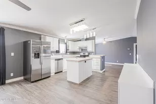 10463 N 90th Ave, Peoria, AZ 85345 - Photo 2