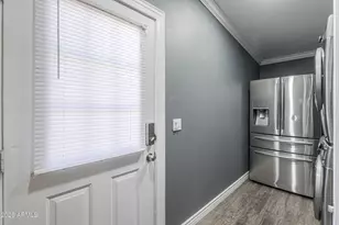 10463 N 90th Ave, Peoria, AZ 85345 - Photo 36