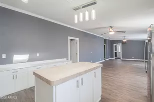 10463 N 90th Ave, Peoria, AZ 85345 - Photo 14