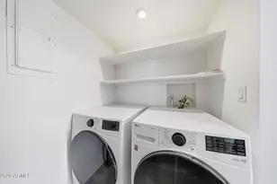 4439 N 40th St, Phoenix, AZ 85018 - Photo 16