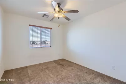 18182 W Desert Lane, Surprise, AZ 85388 - Photo 22