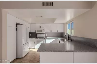 6223 N 12th Street #2, Phoenix, AZ 85014 - Photo 10