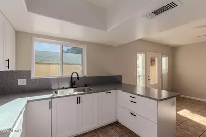 6223 N 12th Street #2, Phoenix, AZ 85014 - Photo 12