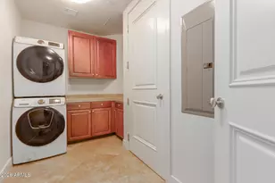 2211 E Camelback Rd, Phoenix, AZ 85016 - Photo 24