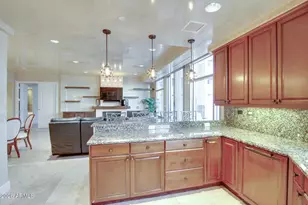 2211 E Camelback Rd, Phoenix, AZ 85016 - Photo 10