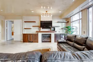 2211 E Camelback Rd, Phoenix, AZ 85016 - Photo 8