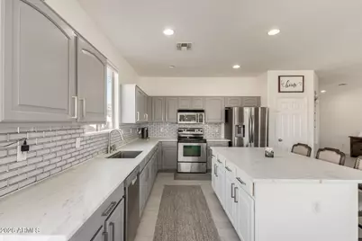 614 S 119th Avenue, Avondale, AZ 85323 - Photo 10