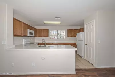 9686 N 82nd Lane, Peoria, AZ 85345 - Photo 10