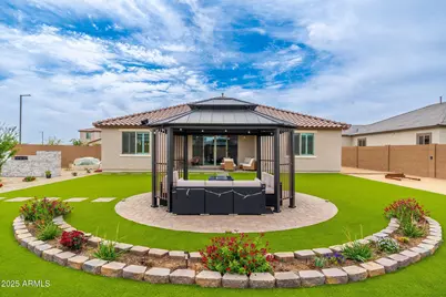 18542 W Seldon Lane, Waddell, AZ 85355 - Photo 38