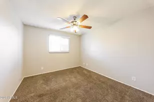 6218 W Wolf St, Phoenix, AZ 85033 - Photo 12