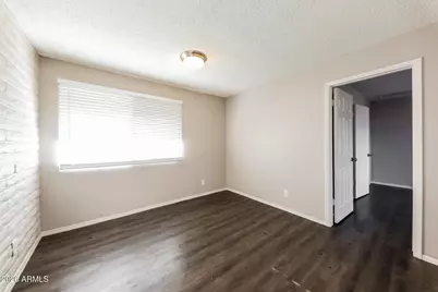 6218 W Wolf Street, Phoenix, AZ 85033 - Photo 6