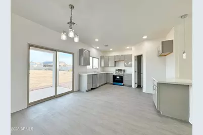 9022 W Torreon Drive, Arizona City, AZ 85123 - Photo 8