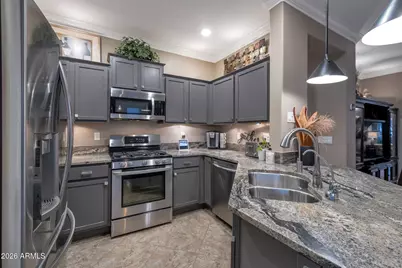 7511 W Springfield Way, Florence, AZ 85132 - Photo 6