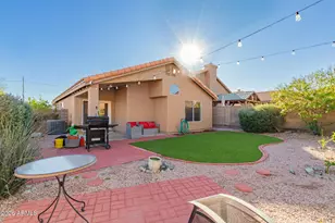 2032 E Windsong Dr, Phoenix, AZ 85048 - Photo 14