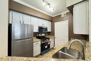 1701 E Colter St, Phoenix, AZ 85016 - Photo 22